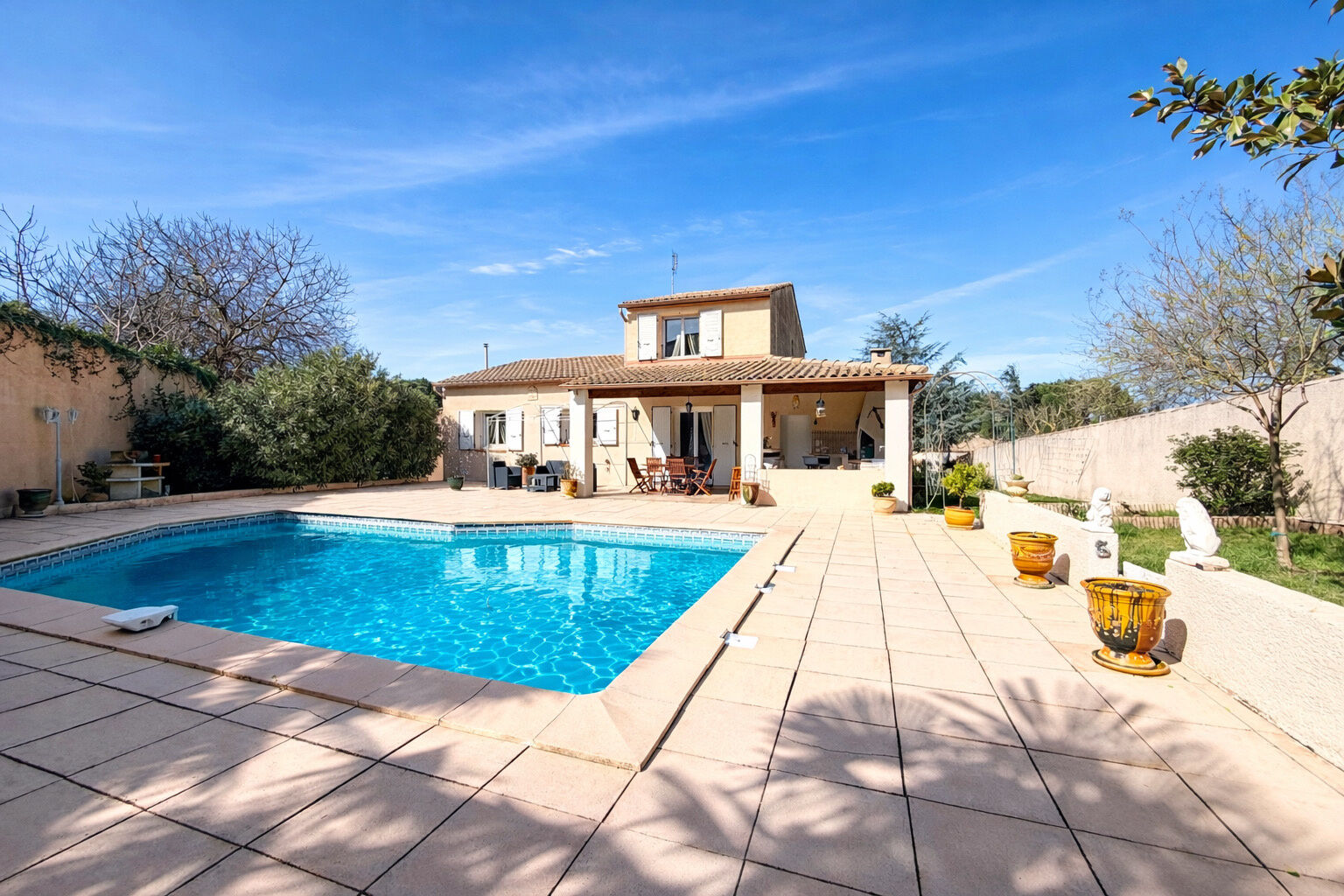 Villa / Maison  T5 à vendre Beauvoisin 30640