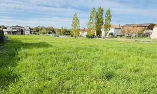 Terrain  743 m² à vendre à Saint-Georges-des-Coteaux (17810)