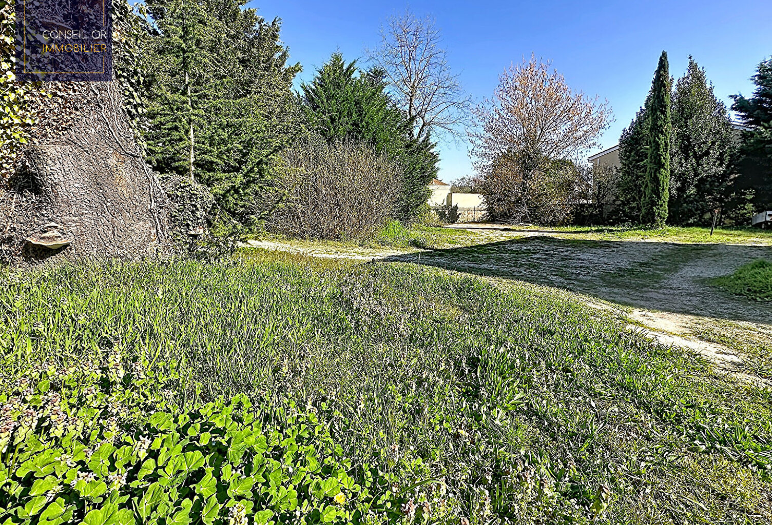 Terrain Grezieu La Varenne 502 m2, viabilisé, proche du centre, au calme — photo 1