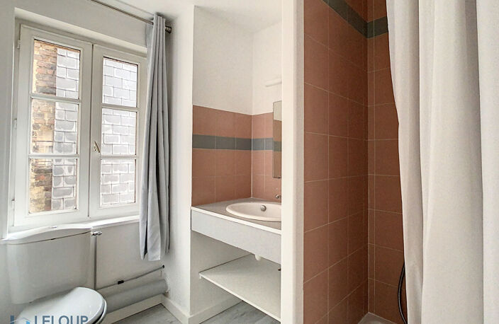 Studio 25 m² lumineux avec copropriété sécurisée - Rouen Vieux-Marché — photo 4