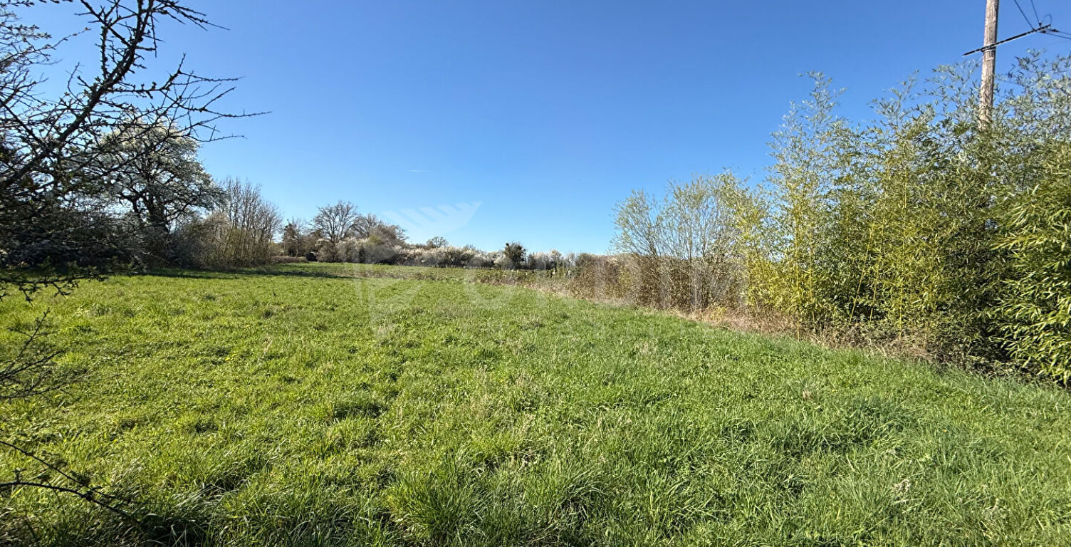 Terrain Saint Fargeau 1073 m2 — photo 1