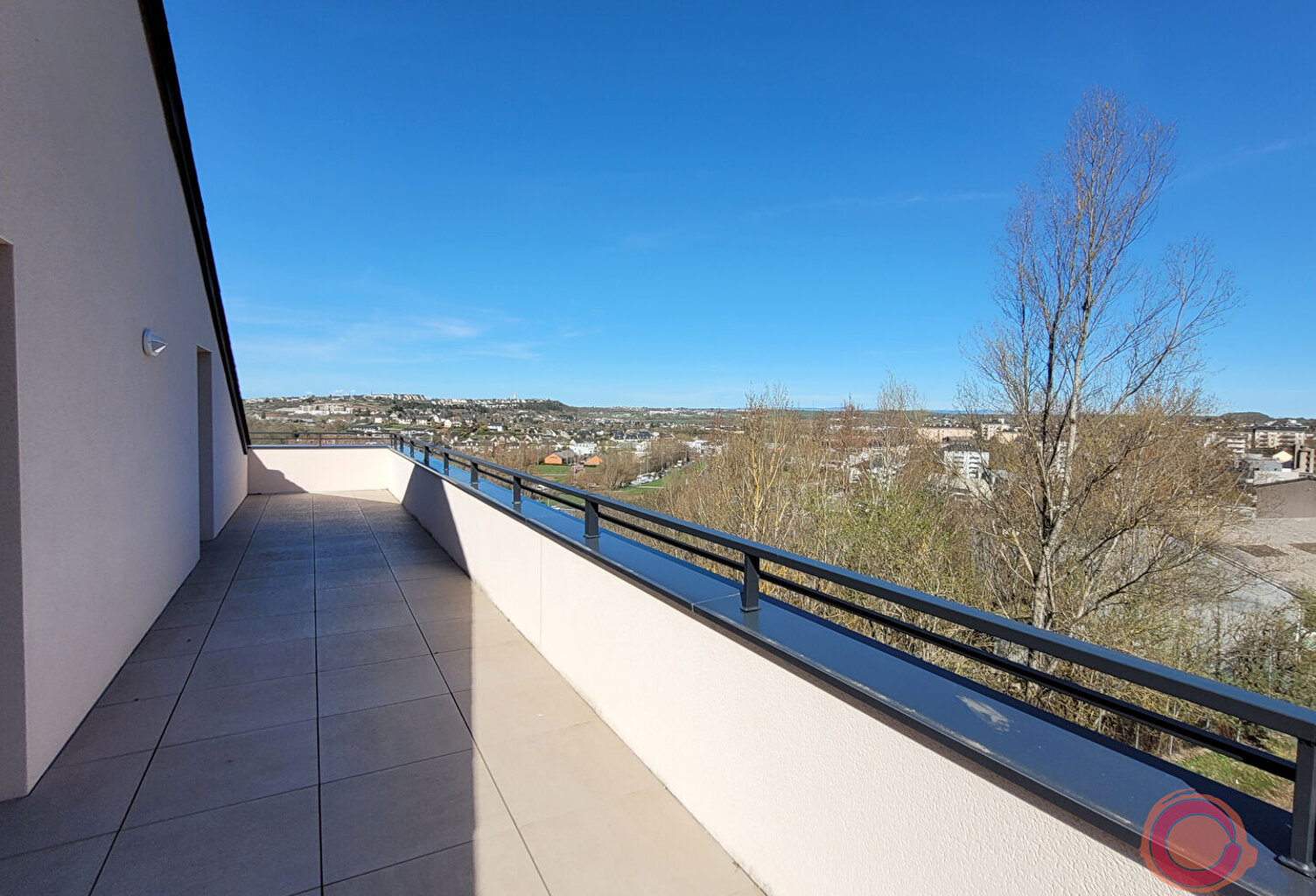 Appartement T3 dernier étage - RODEZ — photo 1