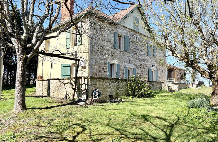 Ensemble immobilier avec 5 logements à 10 min de Villeréal — photo 3