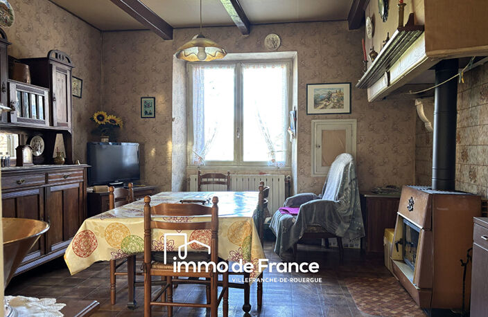 Ensemble immobilier - Maison d'habitation et dépendance à rénover - La Rouquette — photo 5