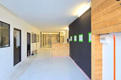 Commerce 2 pièces 177600 €