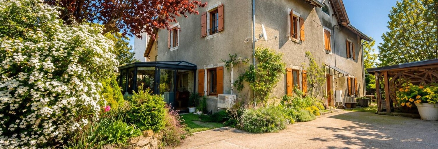 Maison 8 Pièces 211 m² à vendre à Champagne-en-Valromey (01260)