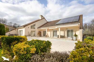 Maison 7 pièces 415935 €