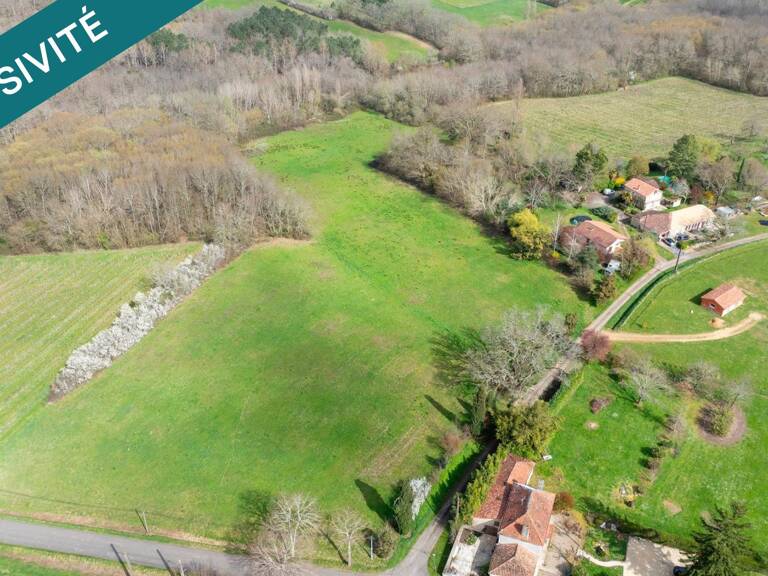 TERRAIN DE 25922 m² DONT 4170 m² CONSTRUCTIBLE — photo 1