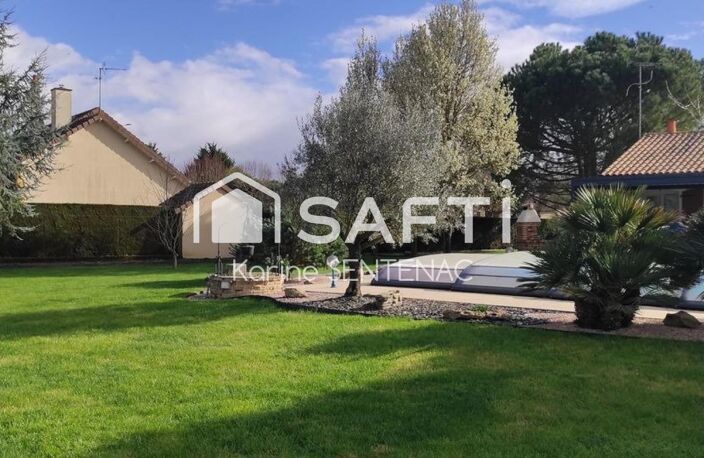 PISCINE CHAUFEE ET ABRI - PERGOLA RIDEAUX ELECTRIQUES — photo 4