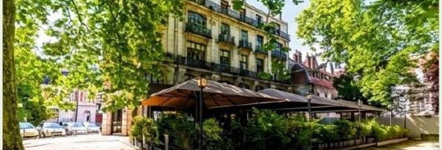 Immeuble  1414 m² à vendre à Besançon (25000)