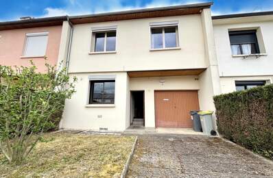 Maison familiale avec jardin et terrasse — photo du bien