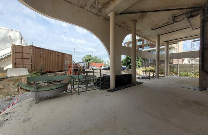 Local commercial — photo 4