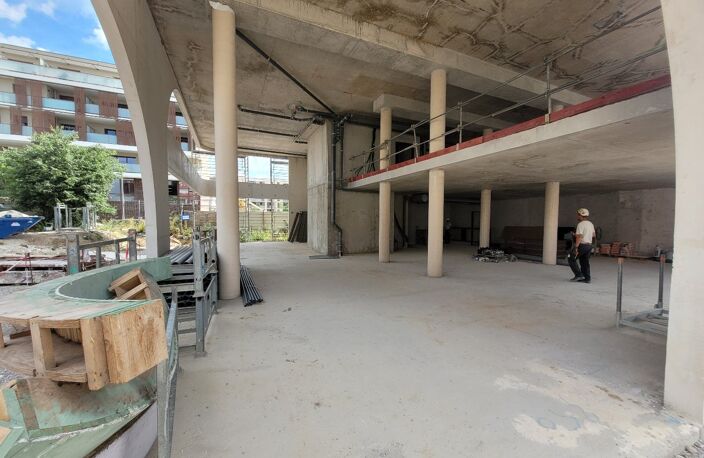 Local commercial — photo 5