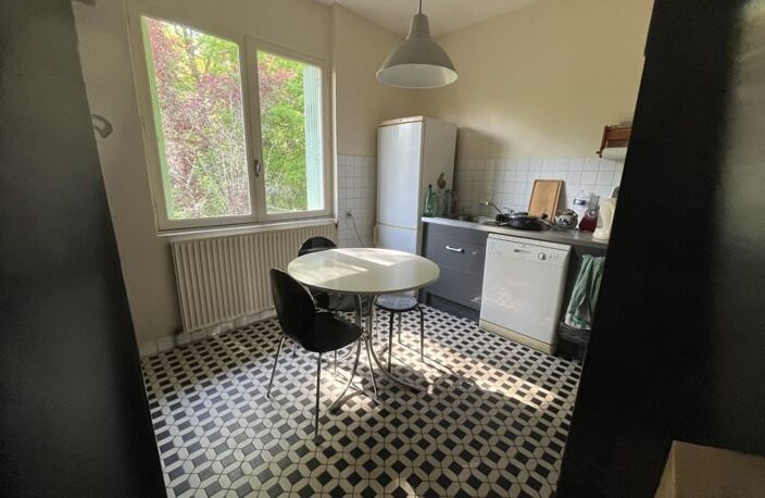 Traditionnelle de 8 pièces principales — photo 3