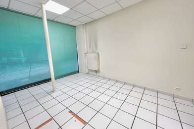 Immeuble  140400 €