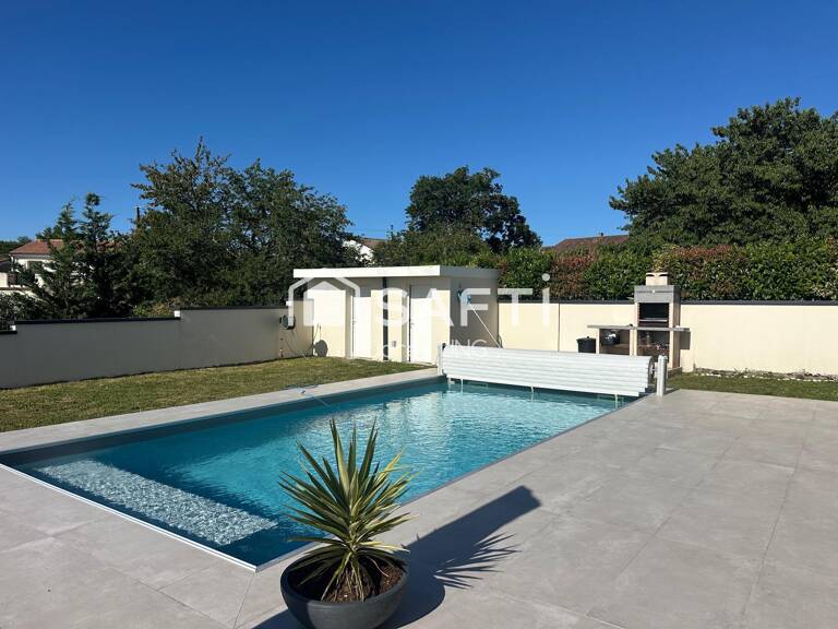 Maison récente de 143 m² avec piscine  Environnement calme à Croignon — photo 1