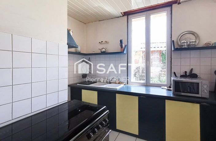 Maison en pierres, fond d'impasse, grand séjour — photo 4
