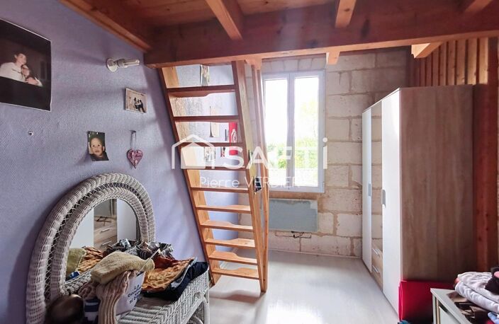 Maison en pierres, fond d'impasse, grand séjour — photo 5