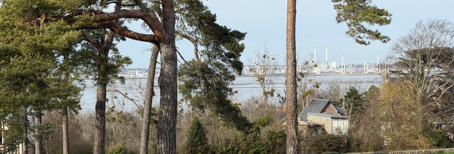 Terrain  2967 m² à vendre à Trouville-sur-Mer (14360)