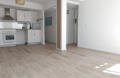 T3 DERNIER ETAGE VUE CHATEAU PROCHE PLACE CLEMENCEAU ET MAINTENON — photo du bien