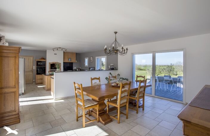 Villa de 7 pièces principales — photo 3
