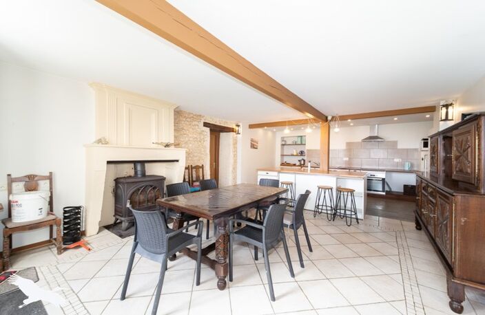 Vente maison 6 pièces 163 m² Montendre (17130) — photo 2
