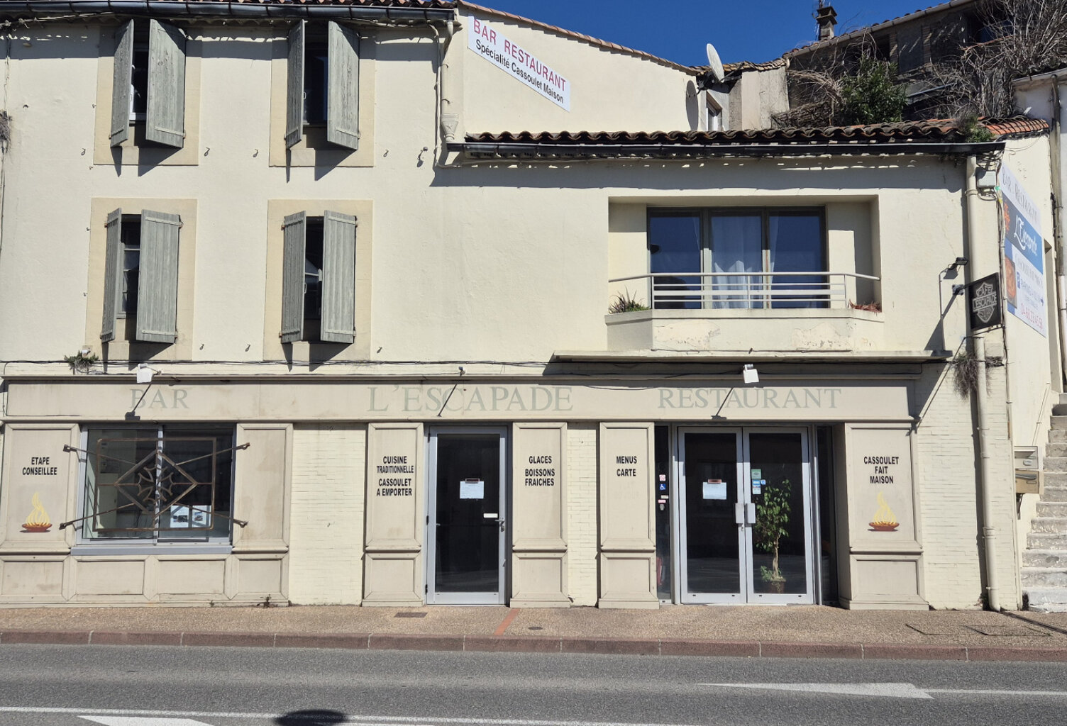 Immeuble mixte avec local commercial   Emplacement premium face au Canal du Midi   Castelnaudary — photo 1