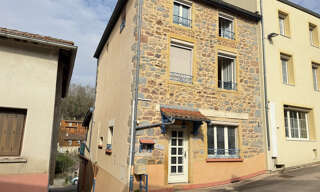 Maison 8 Pièces 132 m² à vendre à Amplepuis (69550)