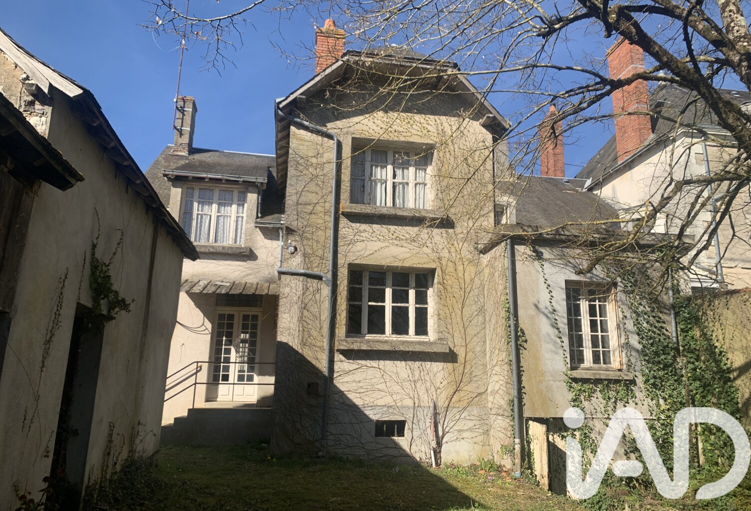 Vente Maison/villa 10 pièces — photo 1