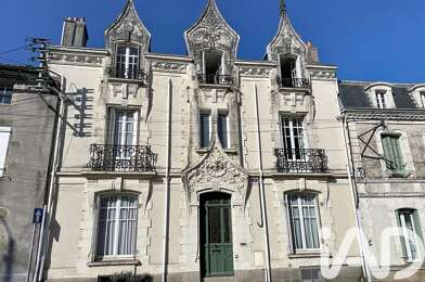 Maison 11 pièces 374400 €