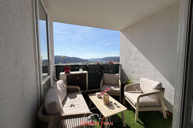 Appartement 4 pièces 279000 €