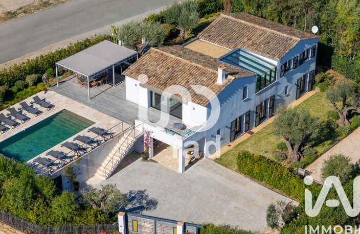 Vente Maison/villa 7 pièces — photo 2