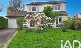 Maison 7 Pièces 140 m² à vendre à Le Mesnil-Saint-Denis (78320)