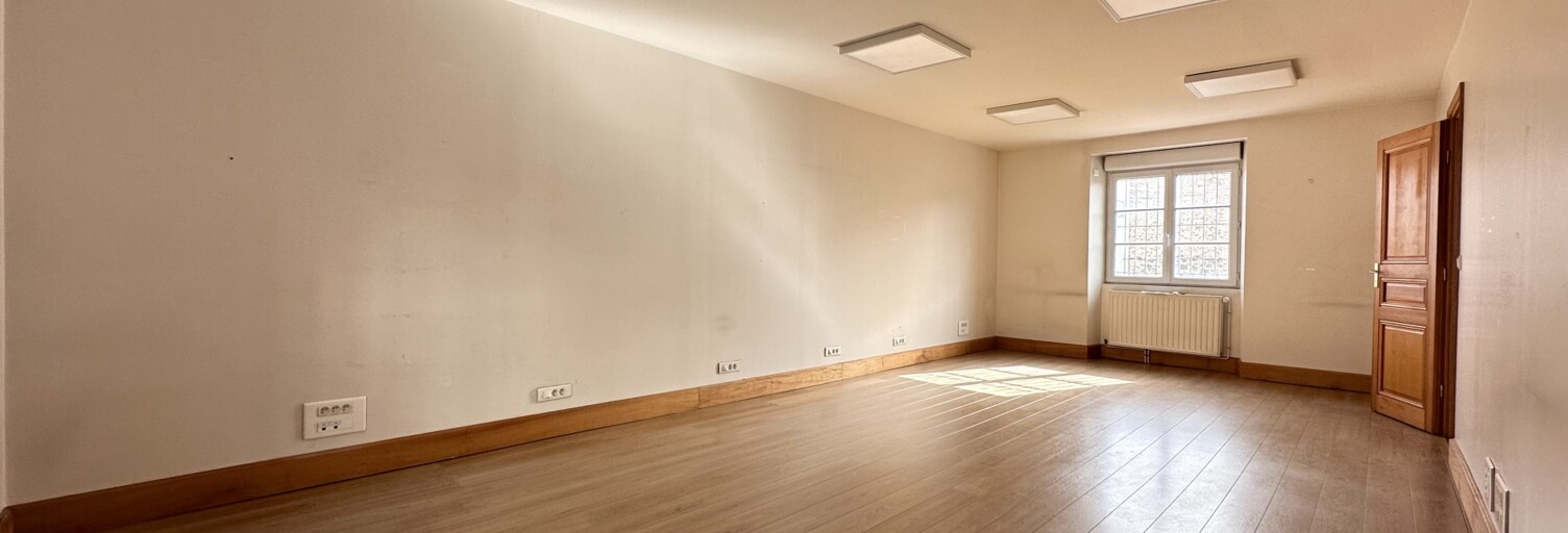 Immeuble  234 m² à vendre à Trappes (78190)