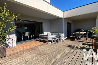 Maison 6 pièces 599000 €