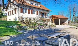 Maison 6 Pièces 150 m² à vendre à La Chapelle-Villars (42410)