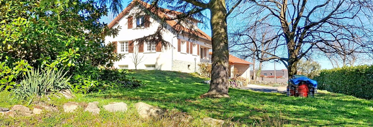 Maison 6 Pièces 150 m² à vendre à La Chapelle-Villars (42410)