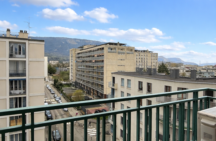 Vente Appartement 4 pièces — photo 3