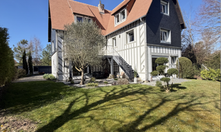 Maison 10 Pièces 217 m² à vendre à Tourgéville (14800)