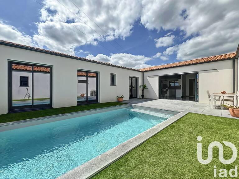 Vente Maison/villa 6 pièces — photo 1
