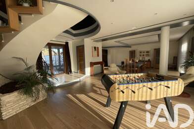 Maison 10 pièces 723000 €