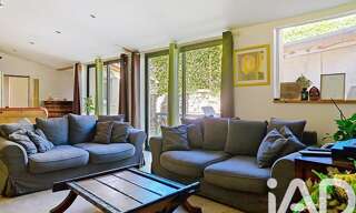 Maison 6 Pièces 215 m² à vendre à Gensac (33890)