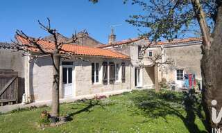 Maison 6 Pièces 103 m² à vendre à Saint-Pierre-la-Noue (17700)