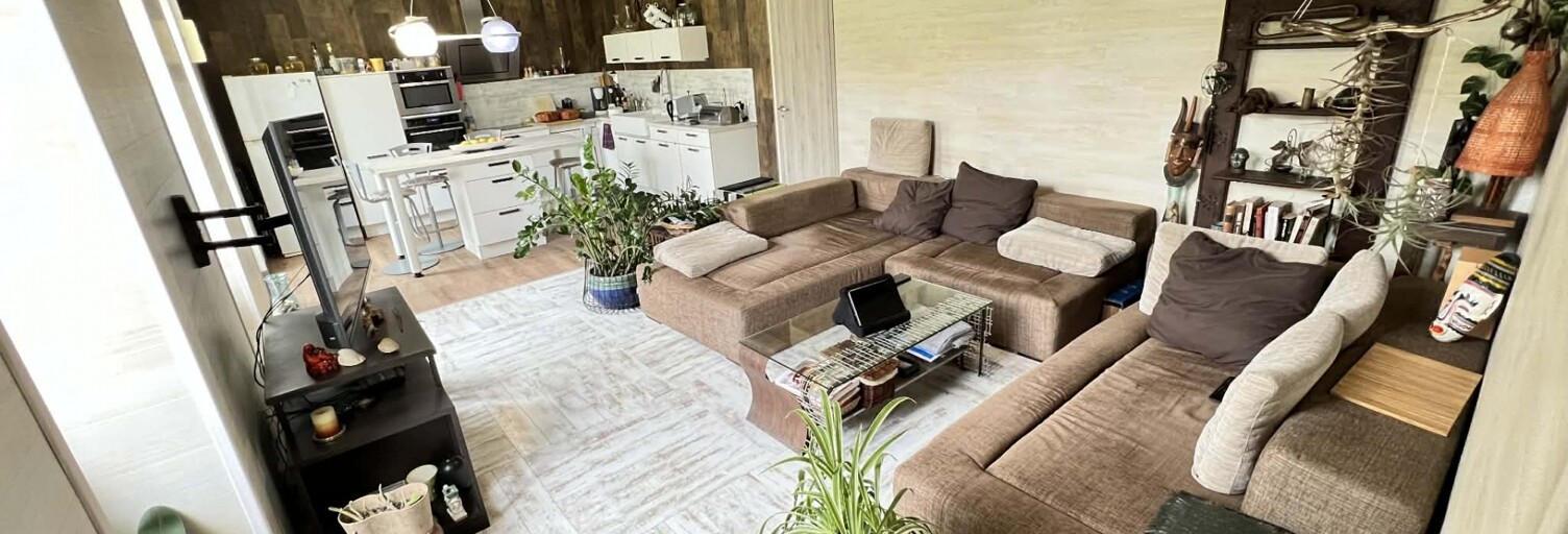 Maison 6 Pièces 103 m² à vendre à Saint-Pierre-la-Noue (17700)