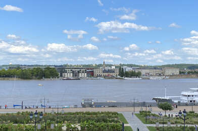 Appartement 3 pièces 863 €