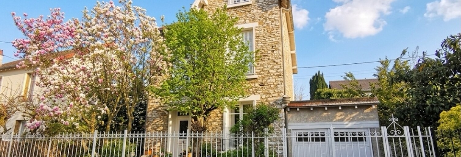 Maison 5 Pièces 114 m² à louer à Guernes (78520)