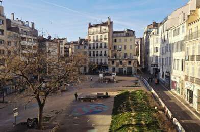 Appartement 4 pièces 215000 €