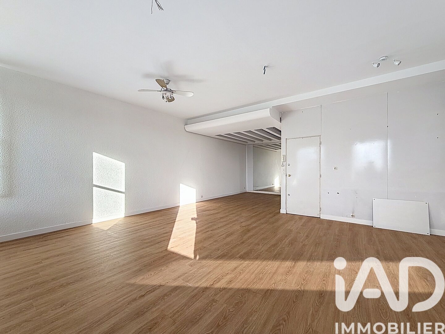 Vente Appartement 2 pièces - Photo 2