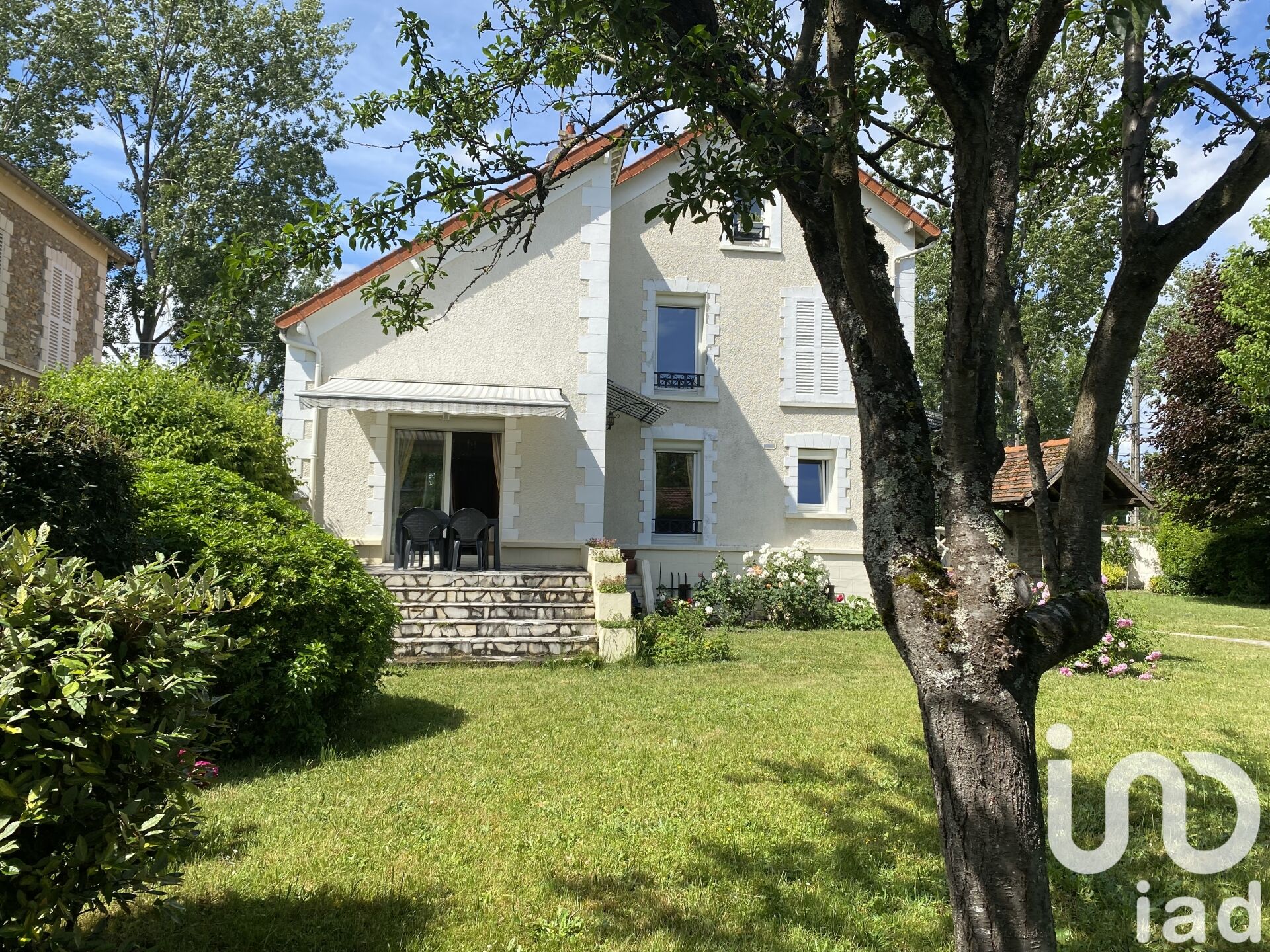 Vente Maison/villa 9 pièces - Photo 2