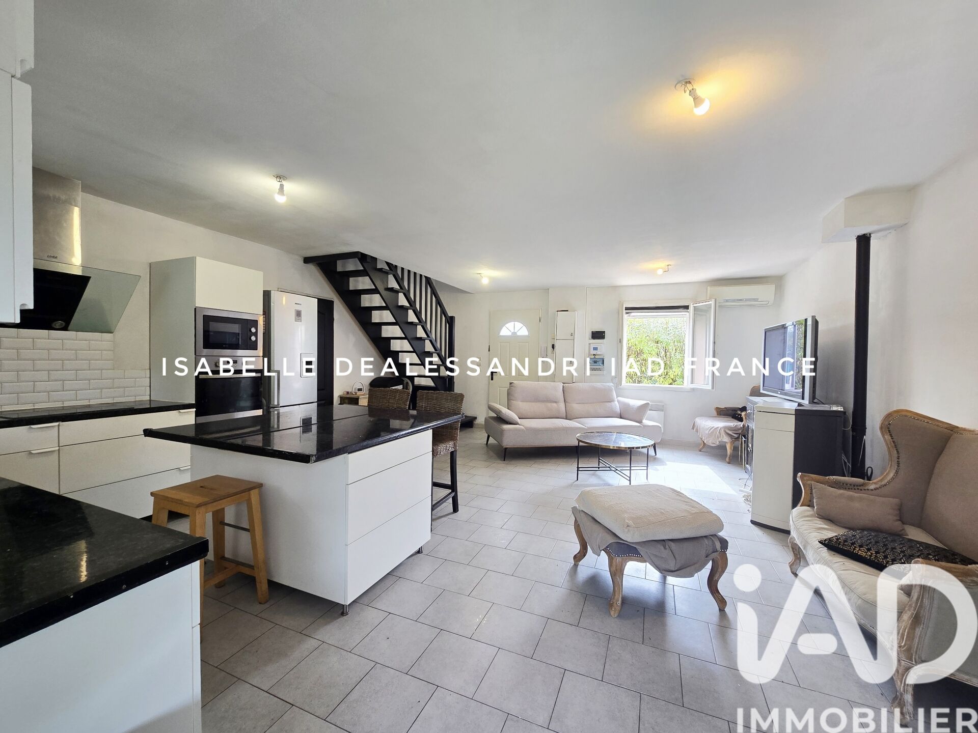 Vente Maison/villa 4 pièces - Photo 3
